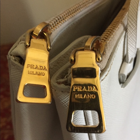 PRADA Galleria Large Saffiano Leather Bag - Picture 4 of 8
